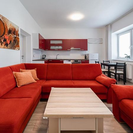 Apartment Yogiam Slavkov u Brna Exterior foto